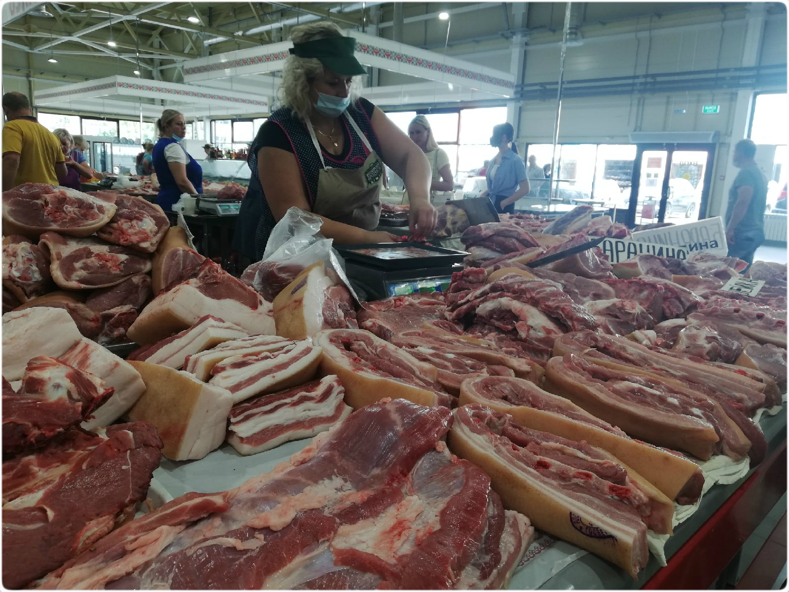 Рынок Фрунзе мясной павильон